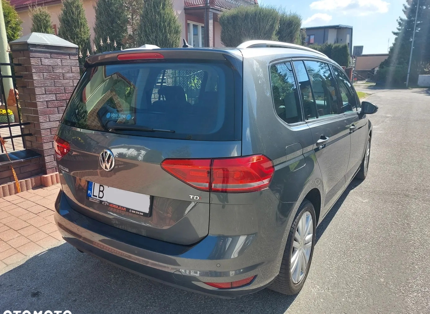 Volkswagen Touran cena 38800 przebieg: 326000, rok produkcji 2016 z Białobrzegi małe 121